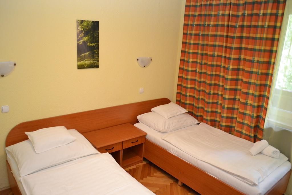 Ezüstfenyő Hotel Telkibánya Exterior foto
