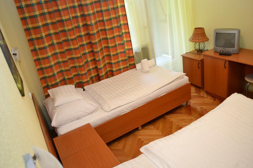 Ezüstfenyő Hotel Telkibánya Exterior foto