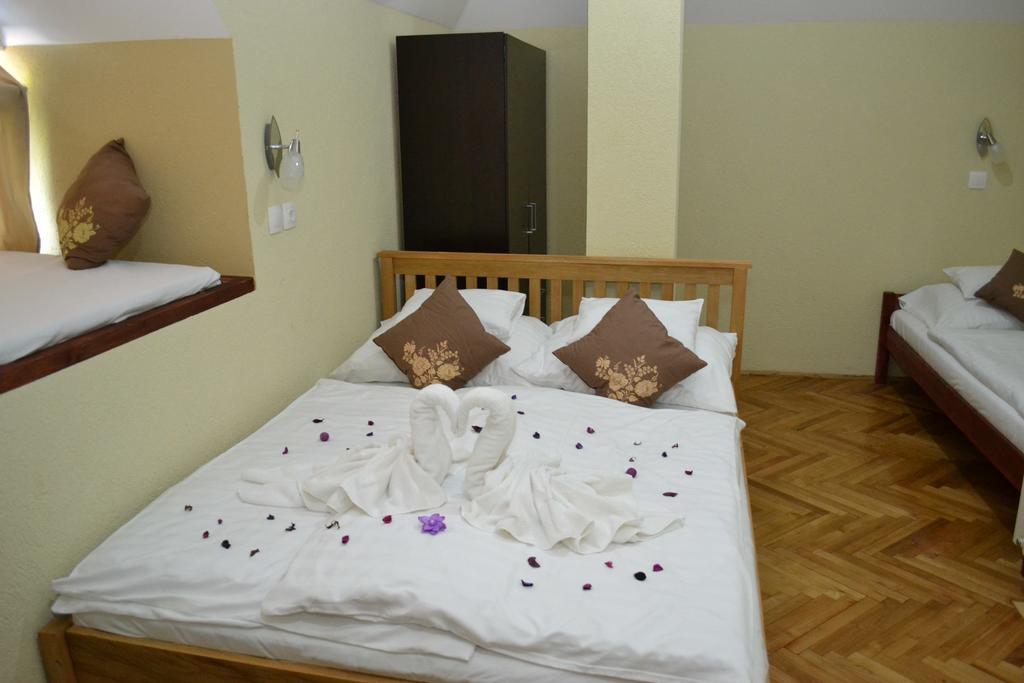 Ezüstfenyő Hotel Telkibánya Exterior foto
